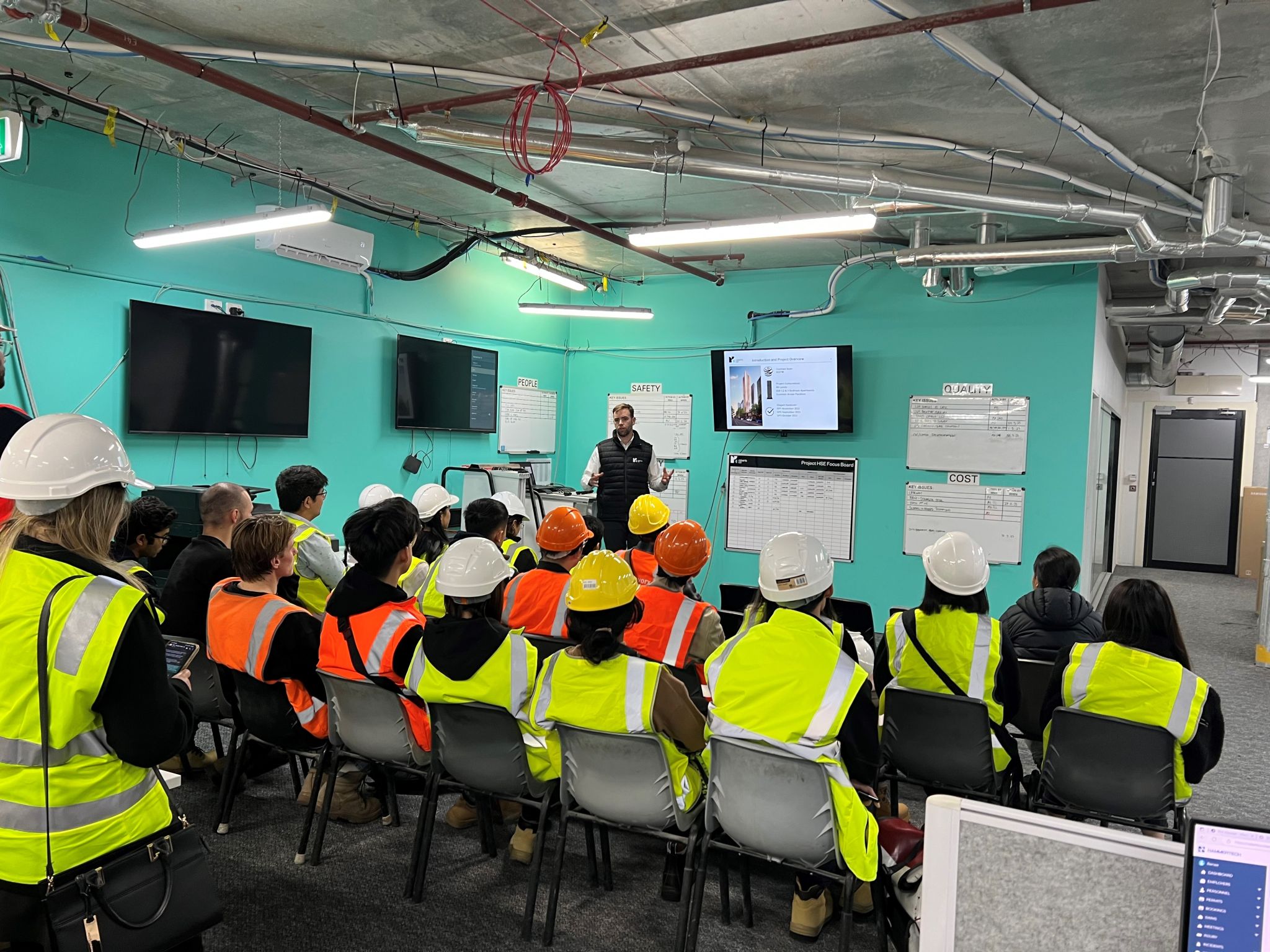Student Site Tour at Uno Melbourne